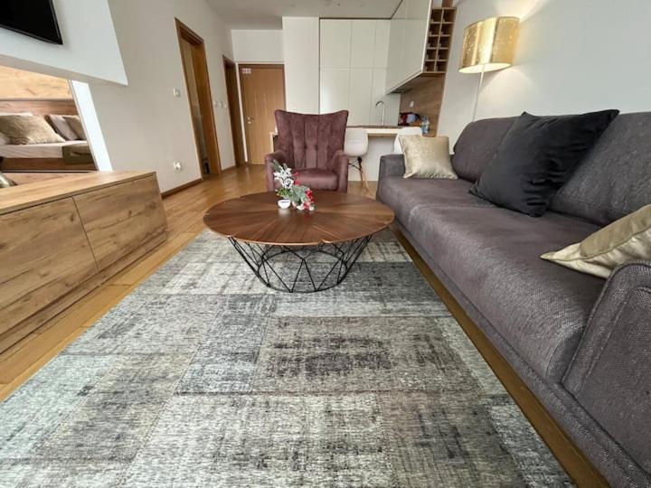 Apartments Lux Будва Екстериор снимка