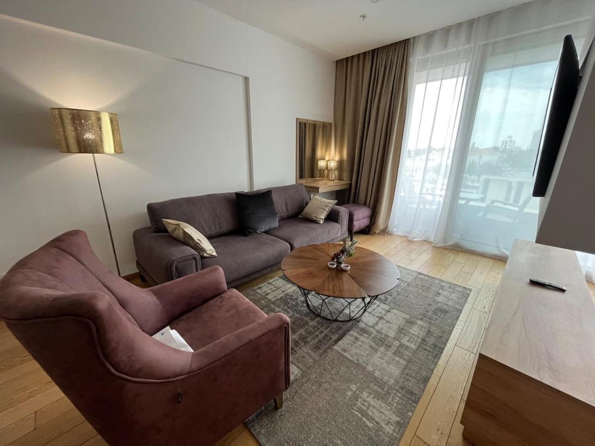 Apartments Lux Будва Екстериор снимка