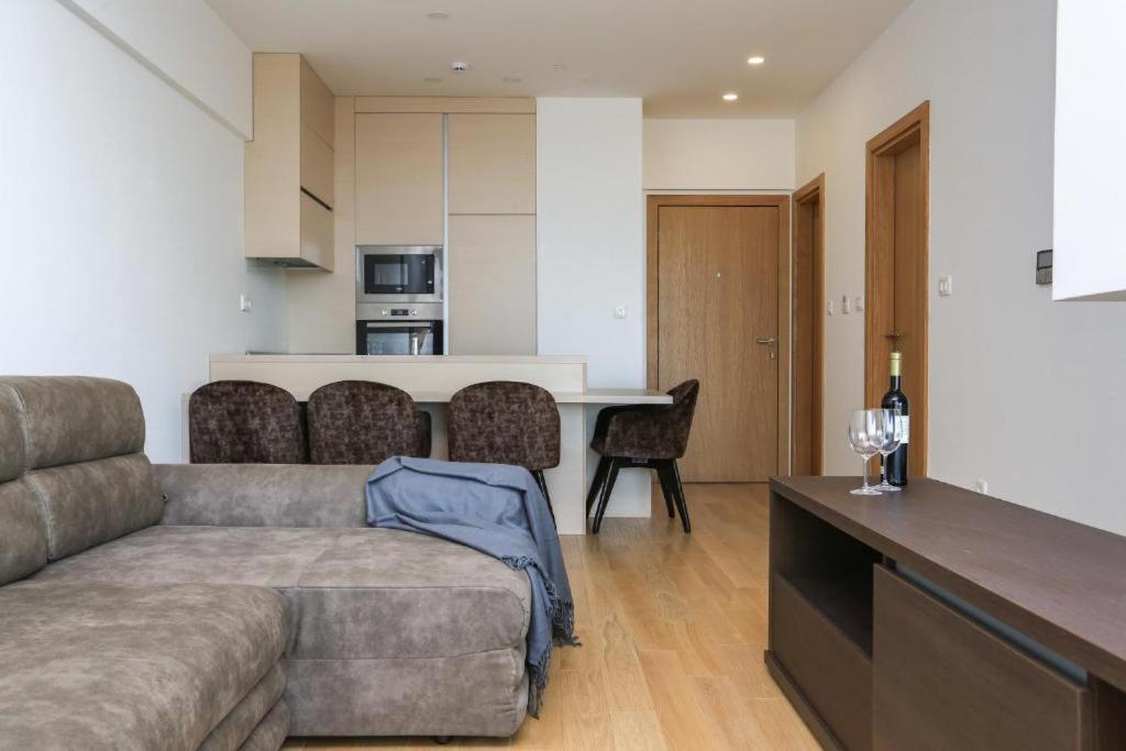 Apartments Lux Будва Екстериор снимка