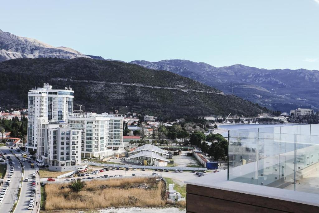 Apartments Lux Будва Екстериор снимка