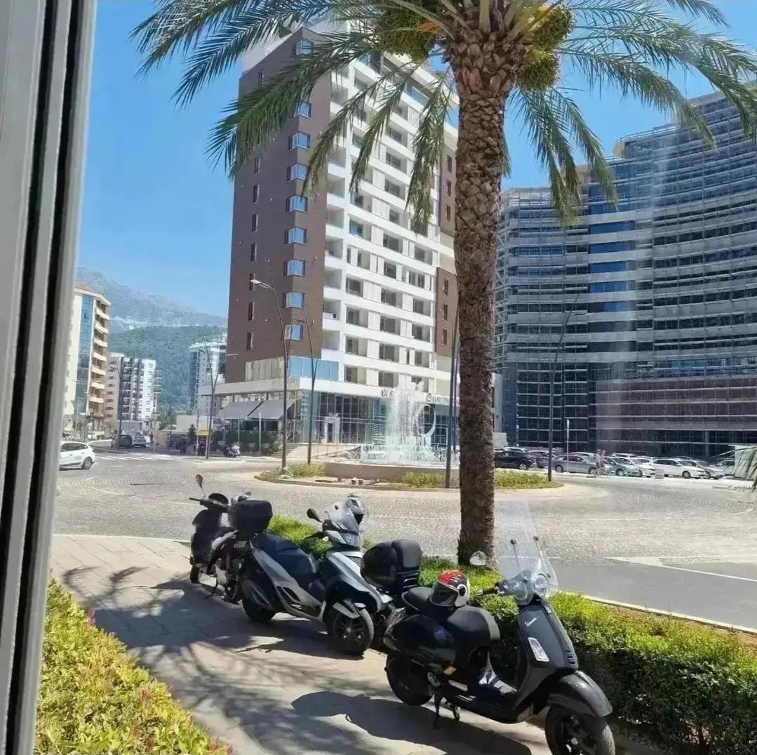 Apartments Lux Будва Екстериор снимка
